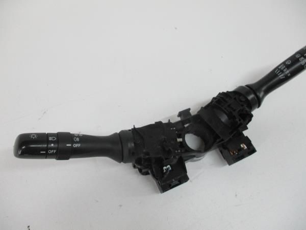 Conjunto / manetes de luzes e limpa vidros TOYOTA Yaris (_P9_)