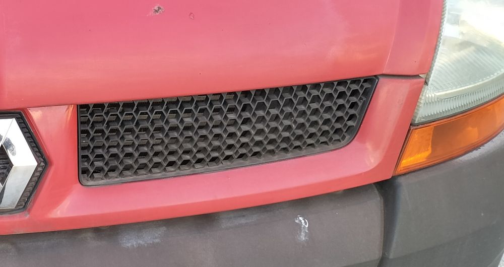Renault Master II atrapa grill kratka zderzaka i inne