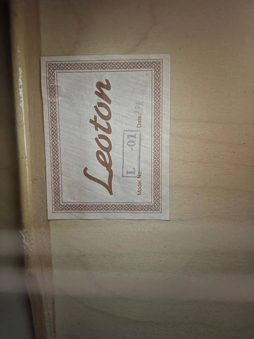 Гитара акустична