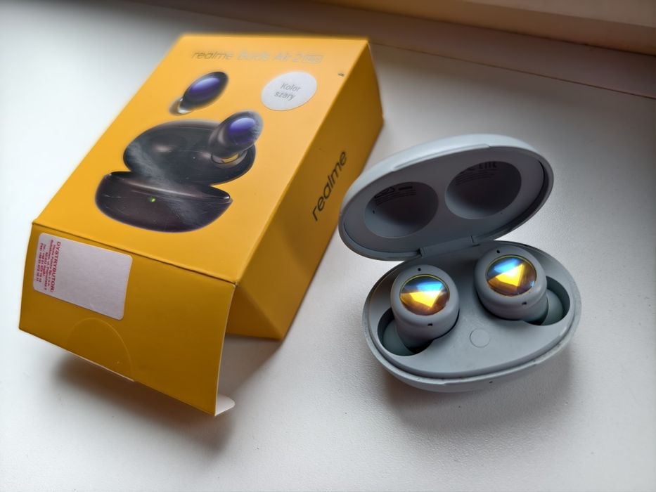 Realme buds air 2 stan bardzo dobry.
