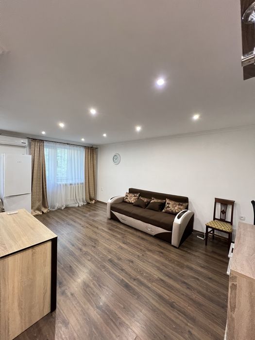 Продам 2к.квартира з газовим котлом. Меблі та техніка. Ушакова. Торг