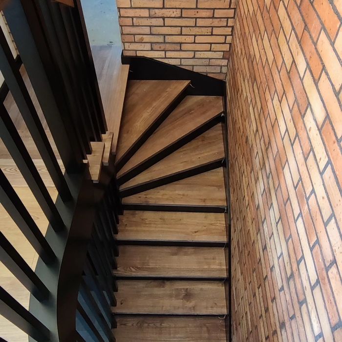 Stopnie drewniane schody trepy JESION -lite drewno