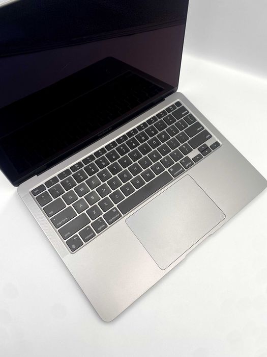 Ноутбук Apple MacBook Air 13 M1 8/128GB Space Gray (MGNF3)