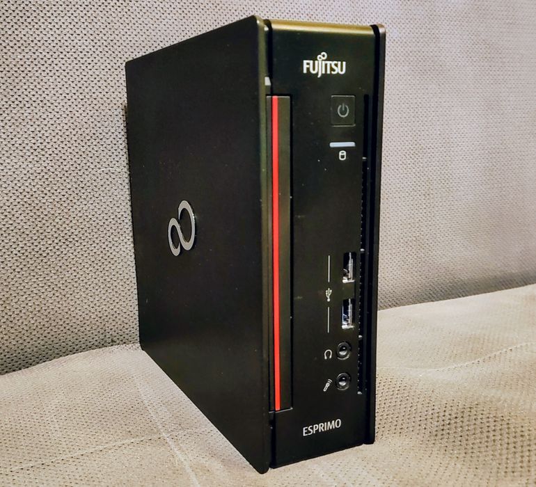 FFujitsu esprimo  q956 mini Pc/16Gb/120/Win11