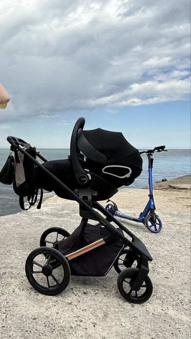 Автокрісло-люлька CARRELLO Vega