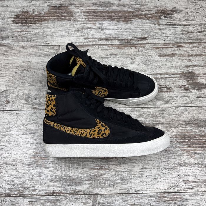 Кросівки Nike Blazer Mid Leopard DC9207-001 розмір 38,5