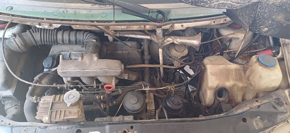 Мерседес Вито 638 2.3 мотор