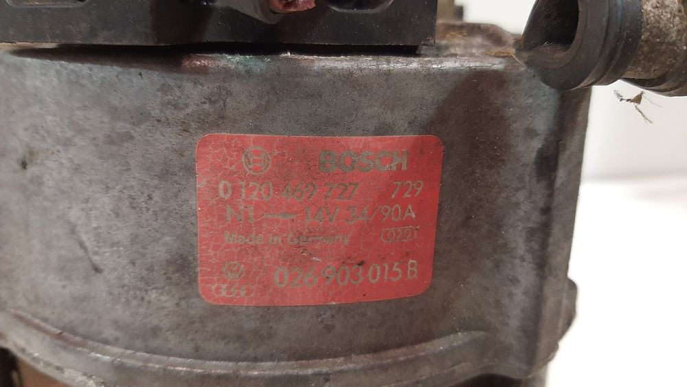Alternador VOLKSWAGEN Passat Hatchback (32B)