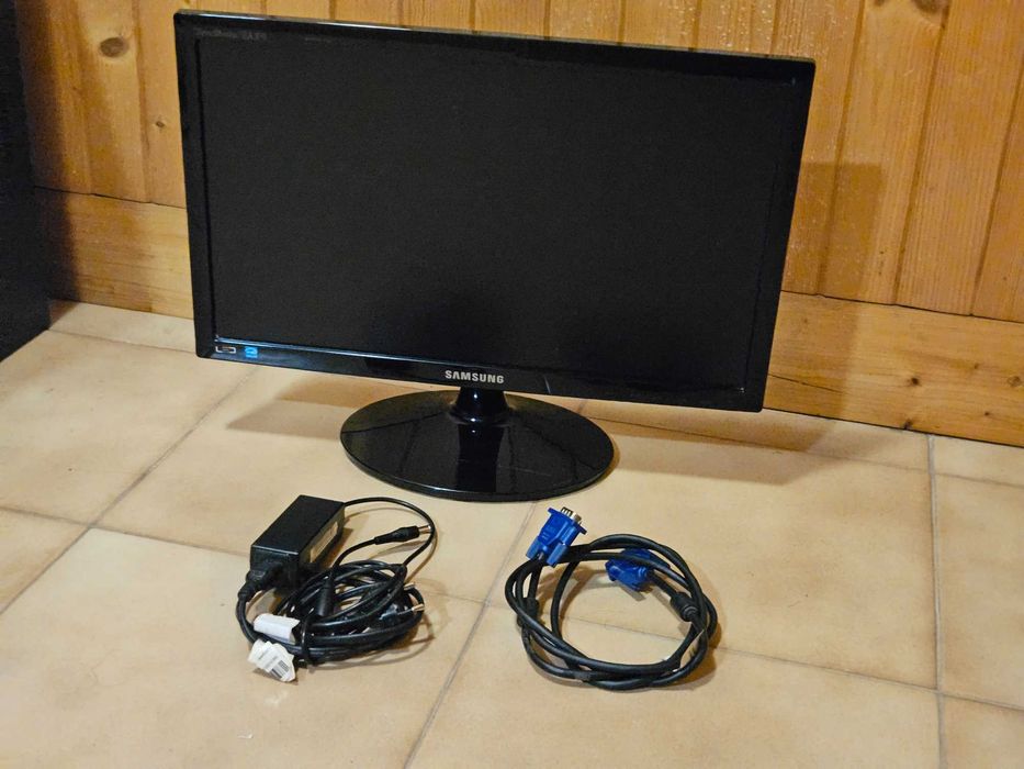 Monitor Samsung 19'' S19A300N 1366 x 768 TN