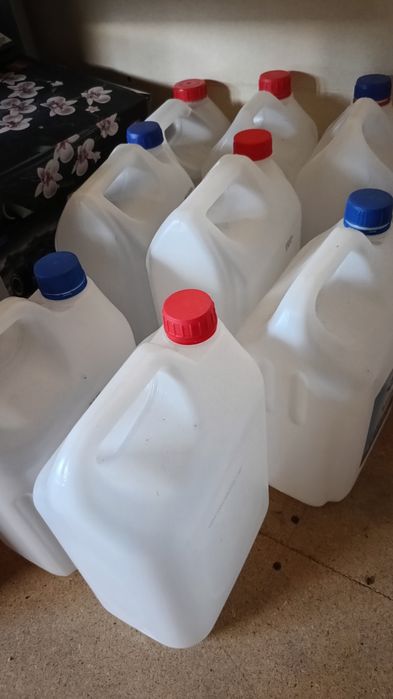 Baniak pojemnik bańka kanister 5 l