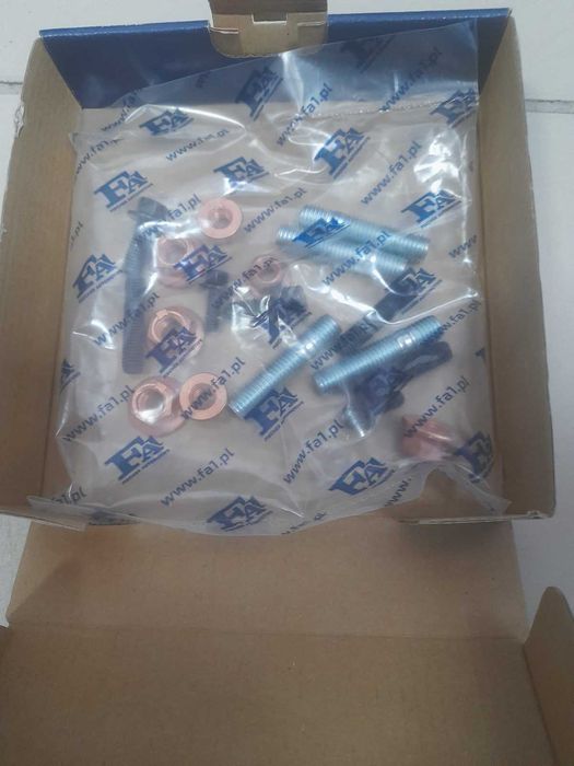 Прокладка турбіни комплект KT130070 TRANSIT 2000-2014 2.4TDCI/3.2TDCI