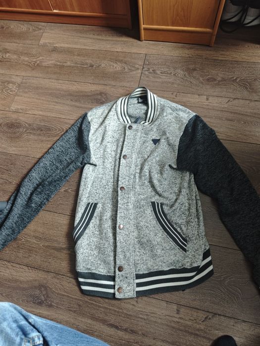 Bluza croppa szara