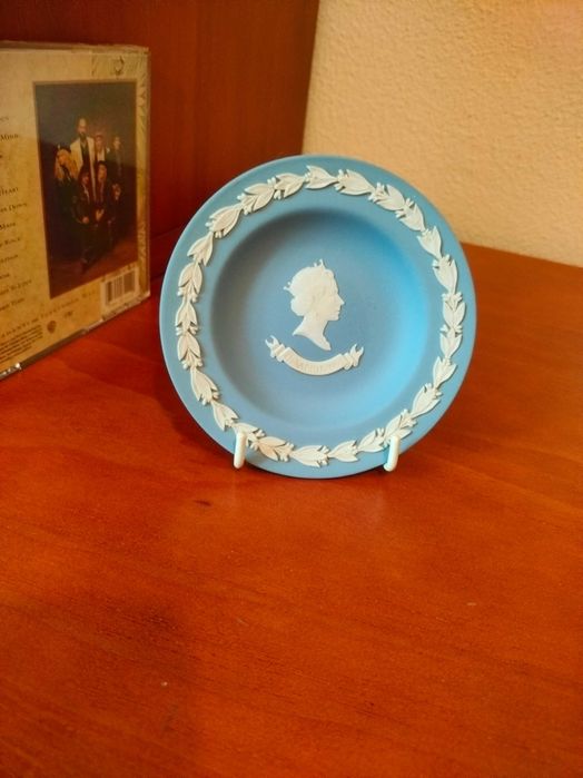 Prato vintage - Rainha Elizabeth II