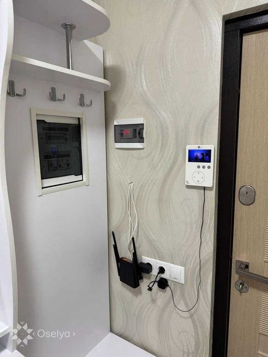 Продаж 1 кімнатної квартири з ремонтом в Києві ЖК Патріотика Русової Дарницький Осокорки Позняки