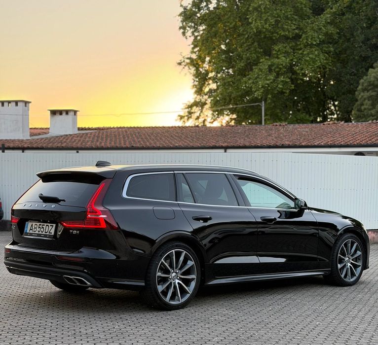 Volvo V60 2.0 T8 AWD TE Inscription  390cv-2020(iva dedutível)