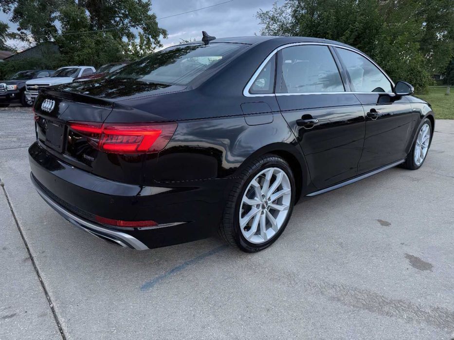 Audi A4      2019