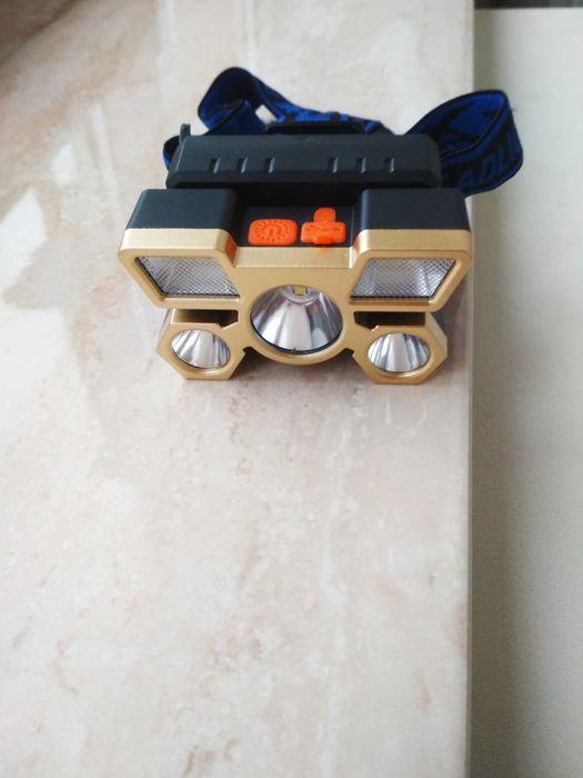 Новий налобний ліхтарик