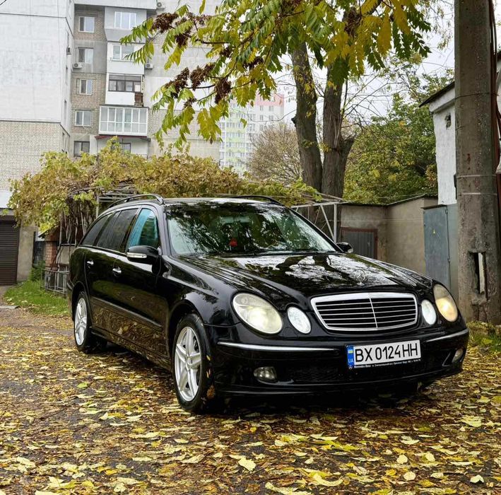 Mercedes E-Class Avantgarde (2.2 дизель, автомат, 2005 год)