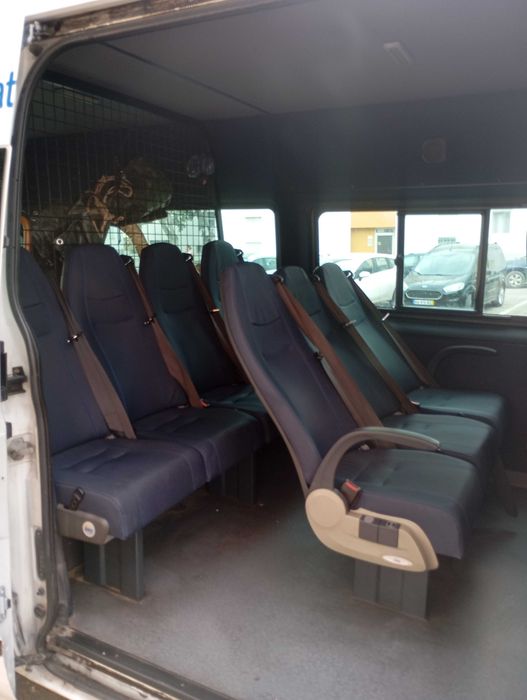 Ford Transit 9 lugares mista