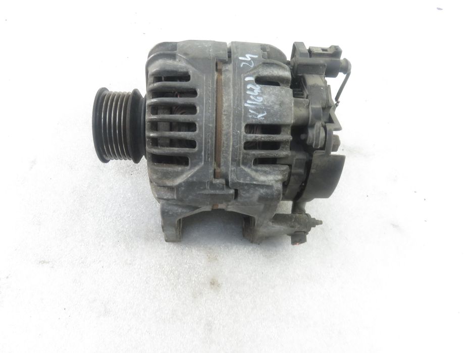 Alternator Vw Bora 1.6 16v - Azd