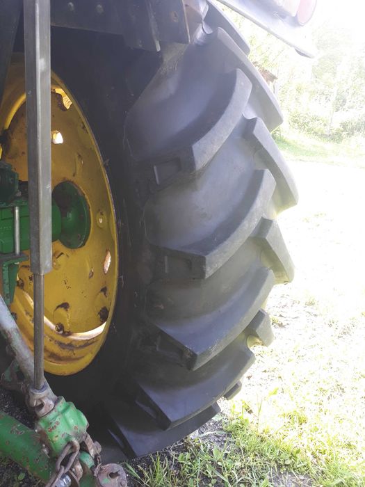 Felgi koła 16.9-38 john deere 3130