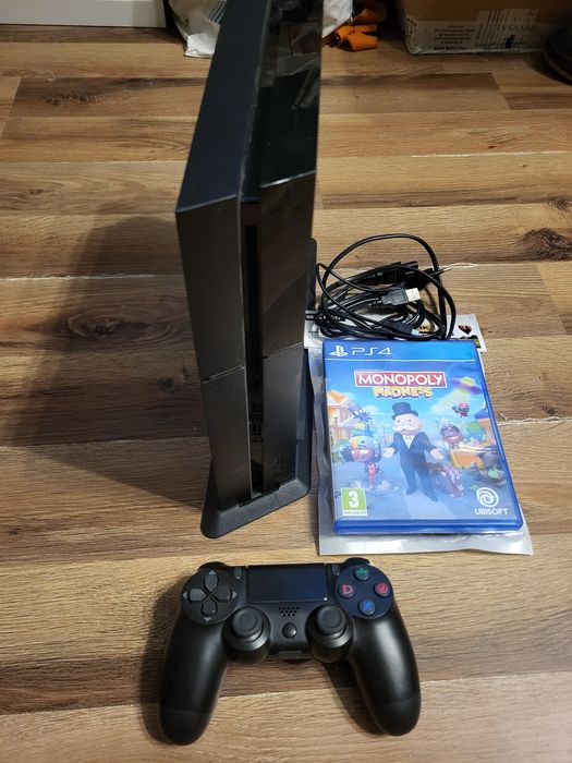 Konsola playstation 4 fat