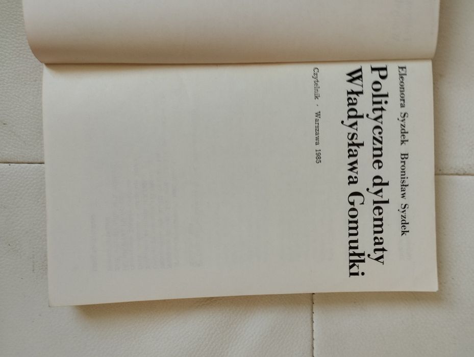 Syzdek polityczne dylematy W. Gomułki