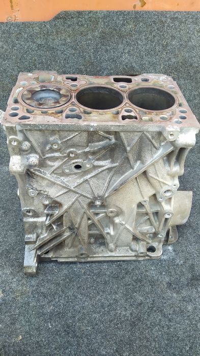 Blok silnika korbowód 1.4 TDI 105KM CUT Skoda Fabia III Rapid VW Seat