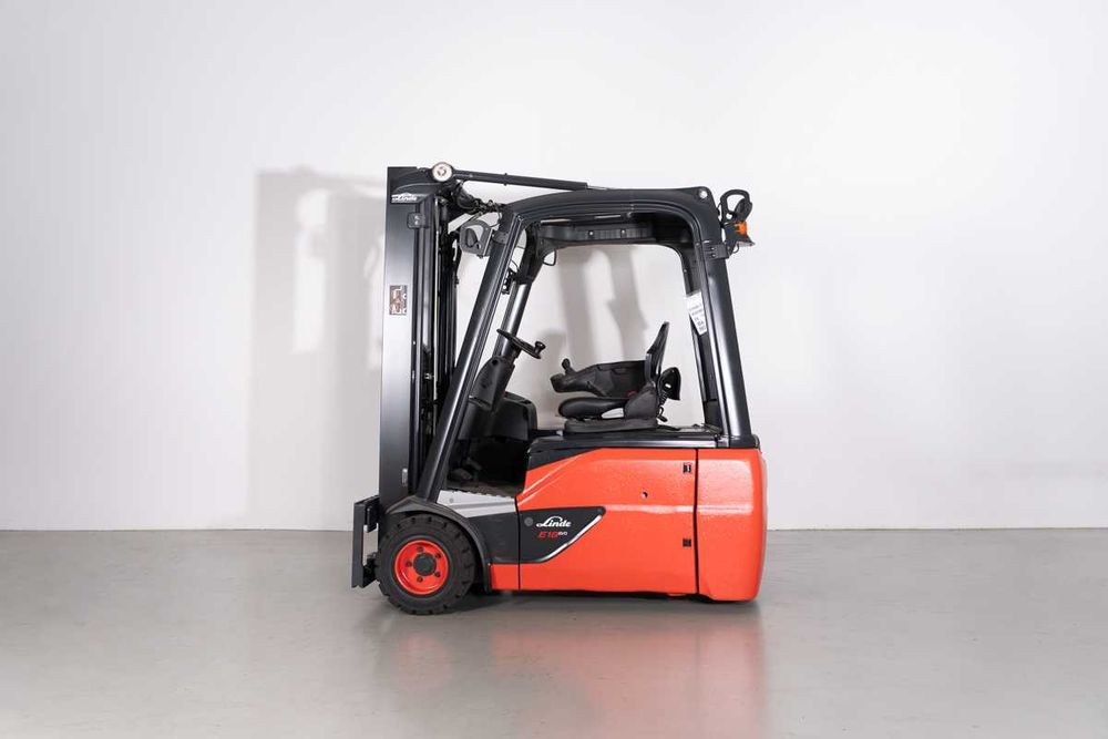 Empilhador Elétrico Linde E18-02 1.800 kg | Usado