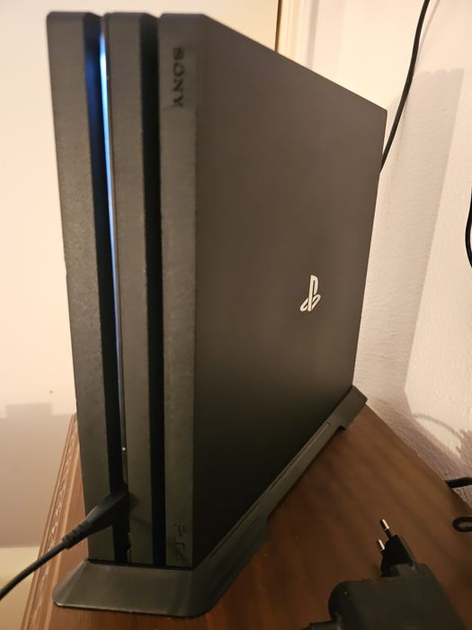 Playstation 4 Pro 1TB
