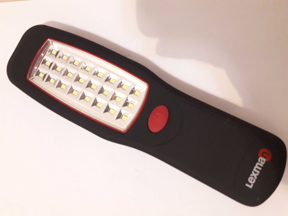 Lanterna de trabalho LED a pilhas com gancho NOVA 5€