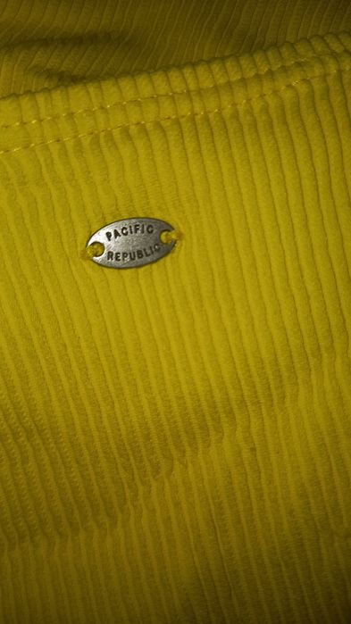 Bikini amarelo, como novo, Pull&Bear, colecção  Pacific Republic