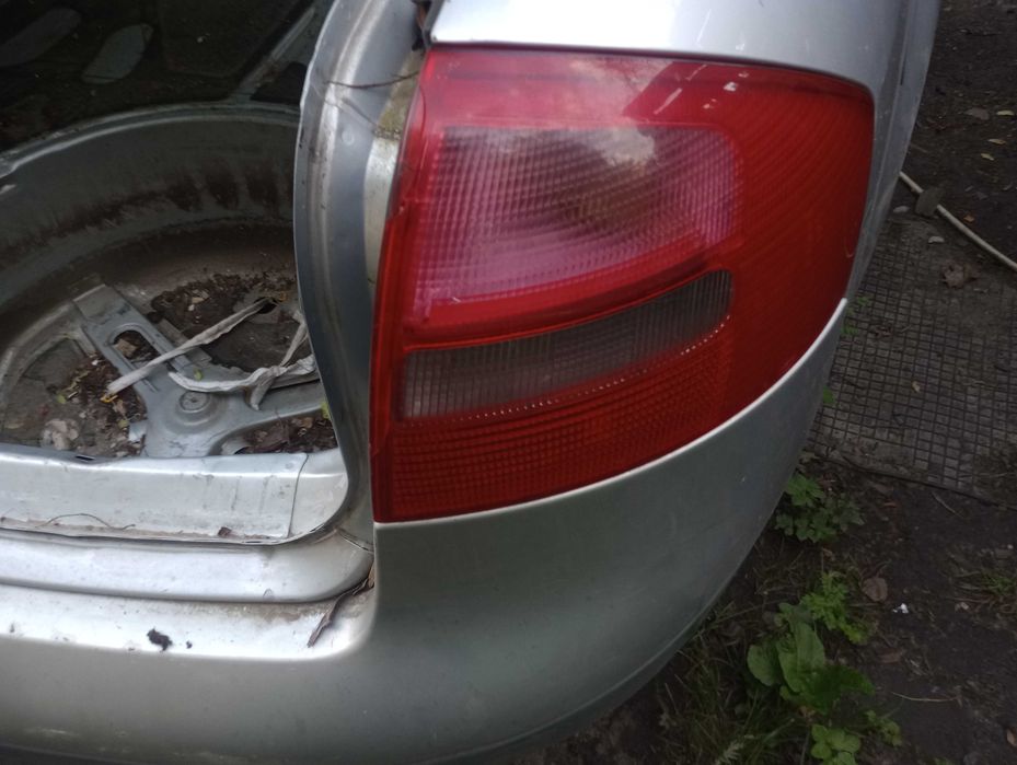lampy tył audi a6 c5 sedan