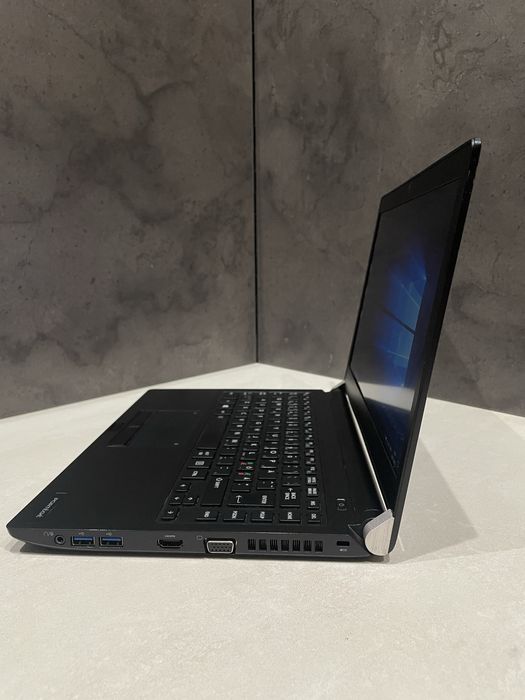 Ноутбук Toshiba A30-C-161 13"/8GB RAM/128GB SSD/ i5-6200U! D1007