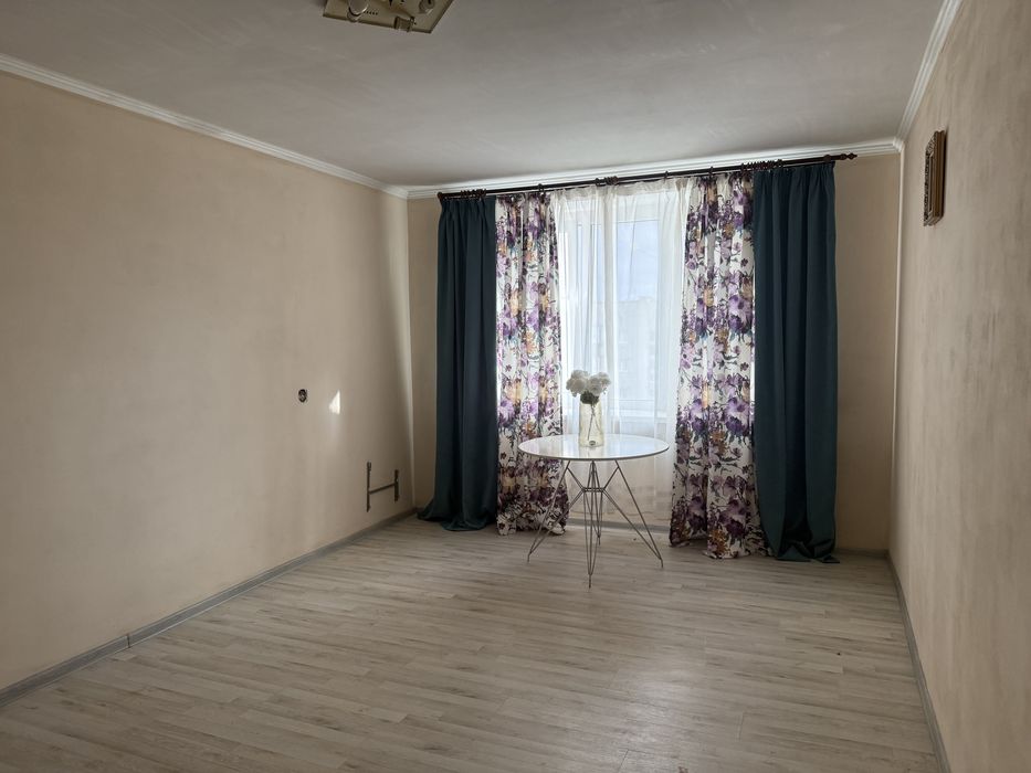 Продаж 1-кім. квартири 36 м.кв., в. Галицька м.Стрий