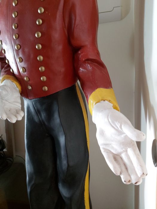 Escultura vintage com 1,53m