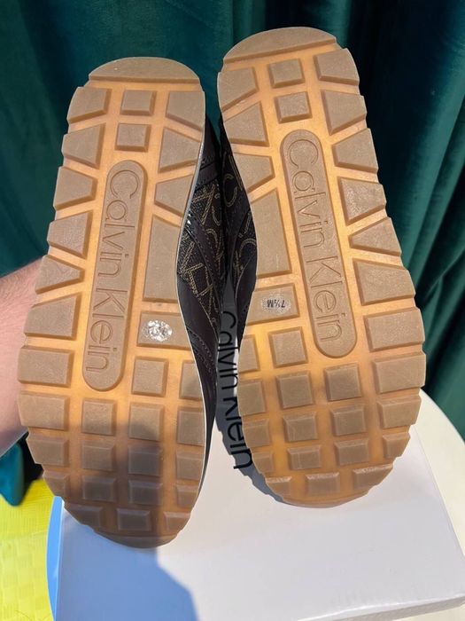 АКЦІЯ!!Жіночі кросівки Calvin Klein оригінал у розмірах