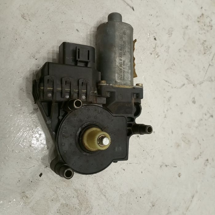 Motor de vidro frente direito - AUDI A6 (4B2, C5) | 97 - 05