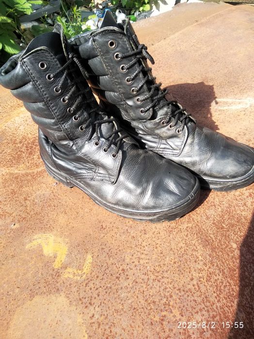 Берцы яловые армейские, мягкие.