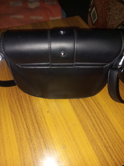 Сумка женская черная через плечо