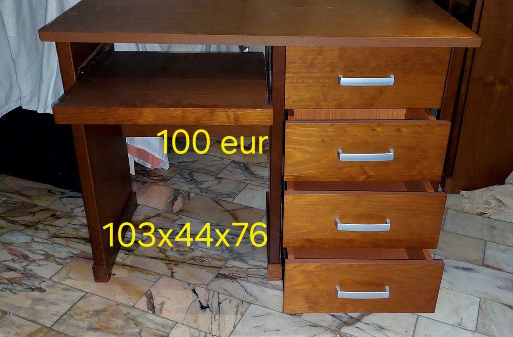 secretária com gavetas