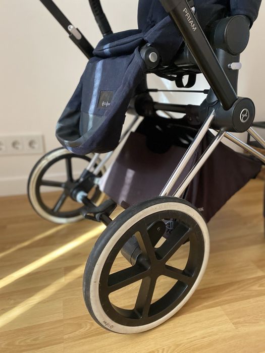 Cybex Priam 2 в 1 темно синя