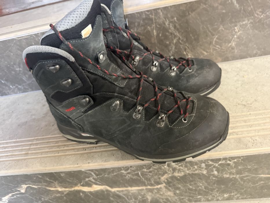 Buty trekingowe  firmy lowa