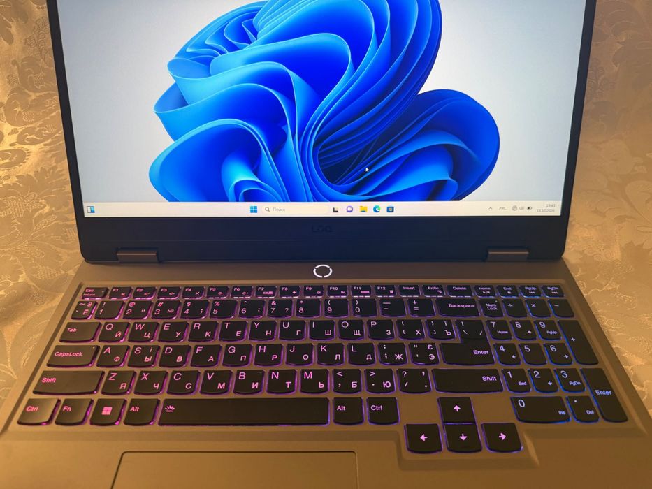 Lenovo LOQ RTX 5060 (2025) Ноутбук