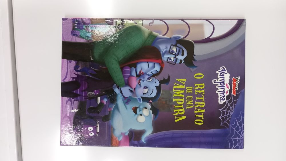 Coleção de Livros Vampirina