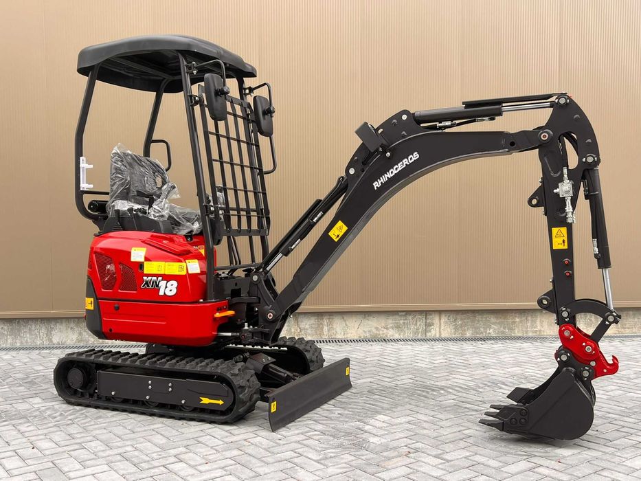 MINI GIRATORIA 1600KG XN18L RHINOCEROS MOTOR KUBOTA