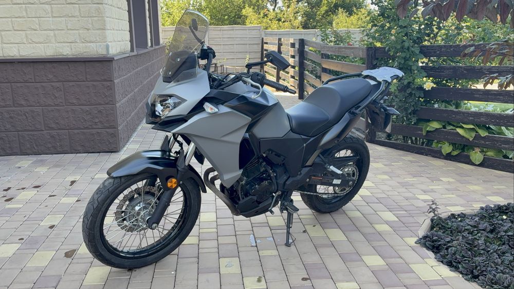 Мотоцикл Kawasaki KLE 300 2023 год