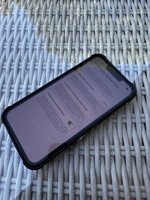 iPhone 14 128GB stan ładny bez pęknieć