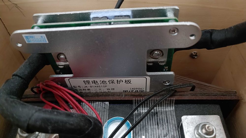 Комплект резервного живлення Easun 4 кВт 24V + LiFePO4 АКБ 100А