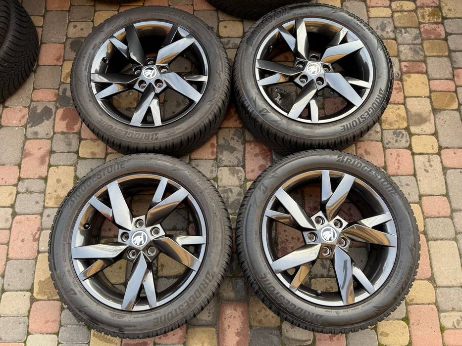 R17 5 112 диски Skoda Original 5Е3 601 025 стан нових